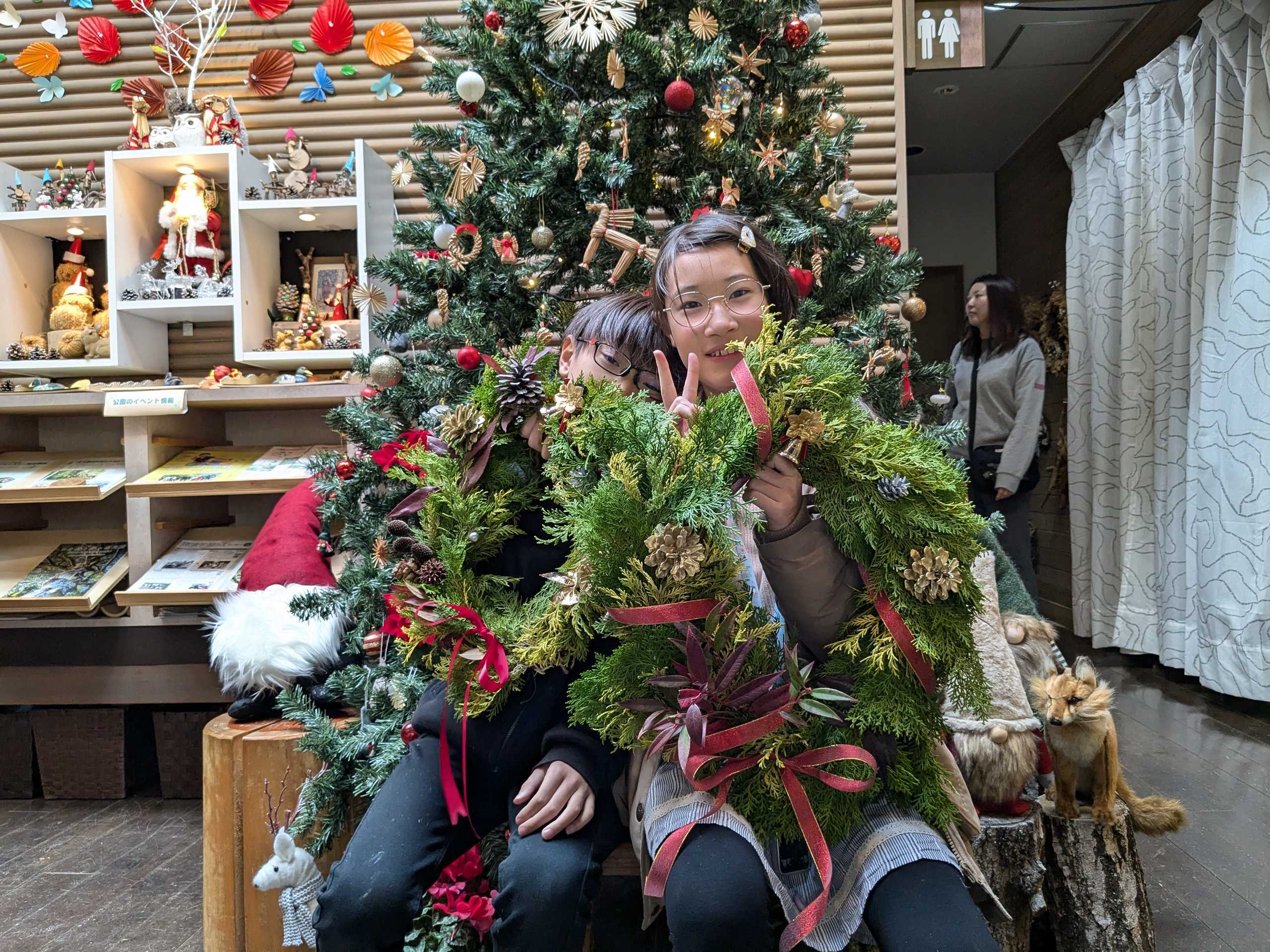 森から素材を集めて作る クリスマスリース | イベント | 三重県上野